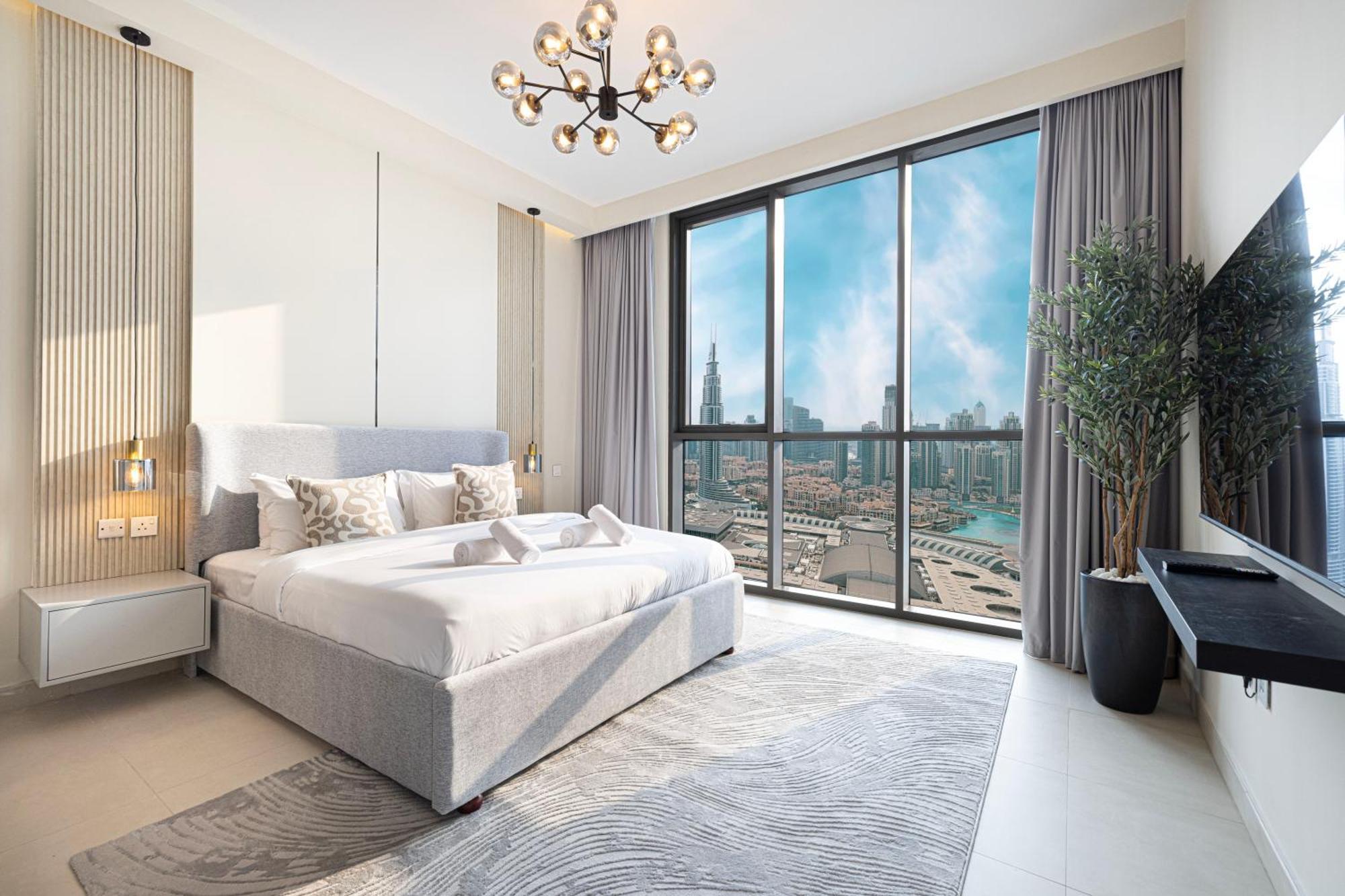 Apartment Stunning Burj Views New Luxe 2br Mall Access Dubai
